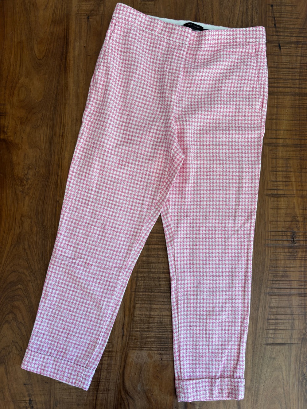Ann Taylor Pink and White Houndstooth Pants